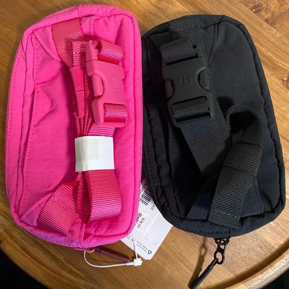 Lululemon Bundle of TWO Mini .7L Belt Bags | Sonic Pink & Black - Picture 6 of 15